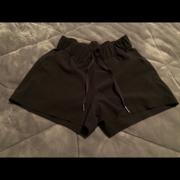 Lululemon on the fly short - Picture 2 of 3